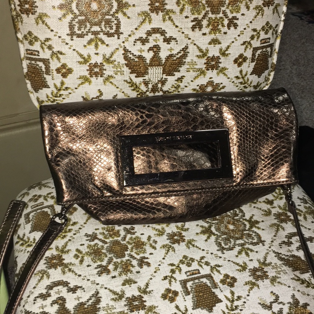 Michael Kors Bronze bag/wallet set! EUC - Picture 8 of 8